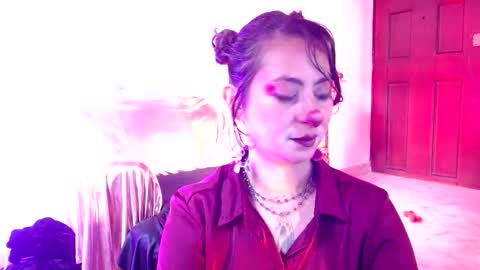 Serena Xyz online show from 10-31-25, 08:54