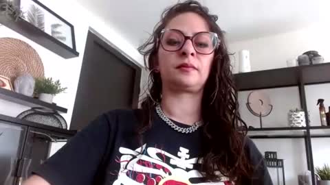 Snapshot of serena_xyz chatting on 07-03-26, 05:30 Serena Xyz online show from 07-03-26, 05:30