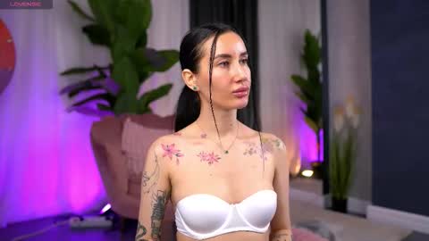 Serena online show from 10-23-25, 10:03