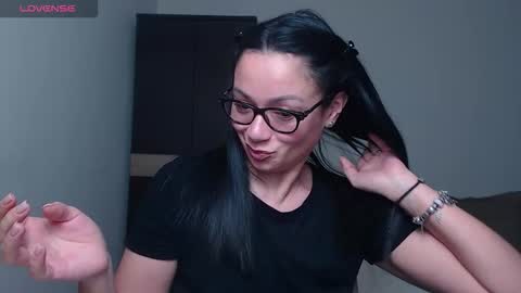 SereneSophi online show from 03-25-26, 03:23