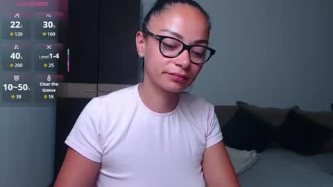 Snapshot of serenesophi chatting on 07-05-26, 03:13 SereneSophi online show from 07-05-26, 03:13