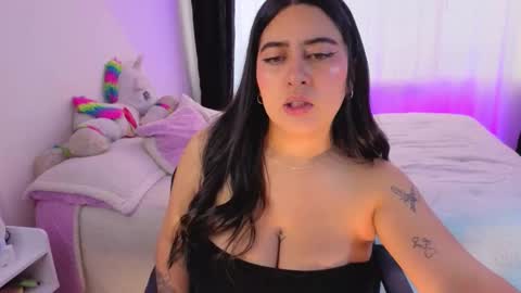 Serenna Cruz online show from 02-09-26, 10:03