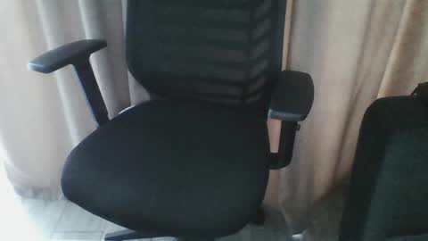 Snapshot of serepra chatting on 06-29-26, 05:14 serepra online show from 06-29-26, 05:14