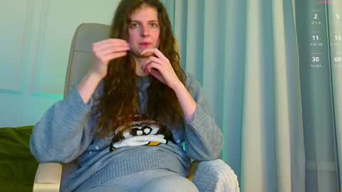 Snapshot of sereta_fin chatting on 12-14-24, 05:03 Hey Guys and Girls non-binary personalities Im Sereta online show from 12-14-24, 05:03
