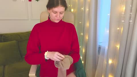 Snapshot of sereta_fin chatting on 12-23-24, 10:53 Hey Guys and Girls non-binary personalities Im Sereta online show from 12-23-24, 10:53