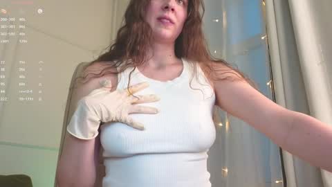 Snapshot of sereta_fin chatting on 01-21-25, 01:54 Hey Guys and Girls non-binary personalities Im Sereta online show from 01-21-25, 01:54