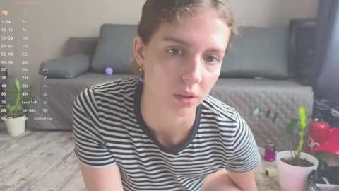 Snapshot of sereta_fin chatting on 09-26-25, 09:46 Hey Guys and Girls non-binary personalities Im Sereta online show from 09-26-25, 09:46