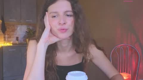 Snapshot of sereta_fin chatting on 10-12-25, 10:03 Hey Guys and Girls non-binary personalities Im Sereta online show from 10-12-25, 10:03