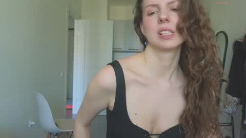 Hey Guys and Girls non-binary personalities  Im Sereta online show from 06-07-26, 10:41