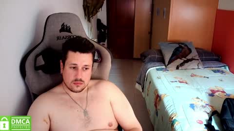 Snapshot of sergio95n chatting on 05-28-26, 03:09 Pollos online show from 05-28-26, 03:09