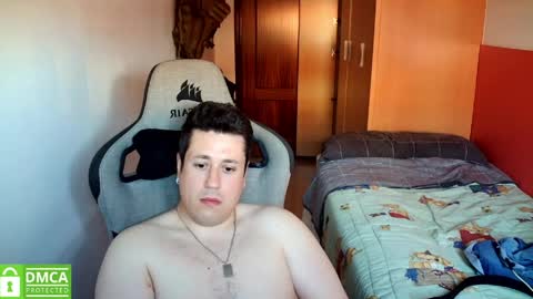 Snapshot of sergio95n chatting on 05-30-26, 05:26 Pollos online show from 05-30-26, 05:26