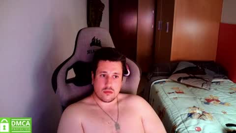 Snapshot of sergio95n chatting on 06-09-26, 03:34 Pollos online show from 06-09-26, 03:34