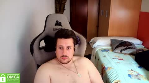 Snapshot of sergio95n chatting on 06-16-26, 02:30 Pollos online show from 06-16-26, 02:30