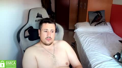Snapshot of sergio95n chatting on 07-05-26, 02:13 Pollos online show from 07-05-26, 02:13
