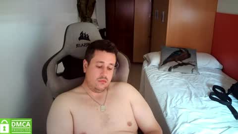 Snapshot of sergio95n chatting on 07-17-26, 04:12 Pollos online show from 07-17-26, 04:12