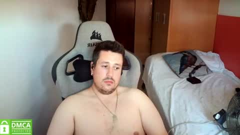 Snapshot of sergio95n chatting on 07-23-26, 02:48 Pollos online show from 07-23-26, 02:48