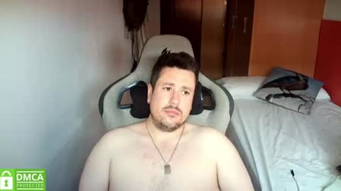Snapshot of sergio95n chatting on 07-26-26, 09:05 Pollos online show from 07-26-26, 09:05