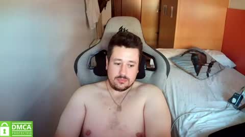 Snapshot of sergio95n chatting on 08-02-26, 06:45 Pollos online show from 08-02-26, 06:45