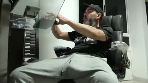 hetero serio discreto online show from 04-25-26, 12:13