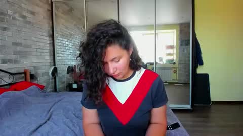 VIOLA online show from 07-14-26, 04:39