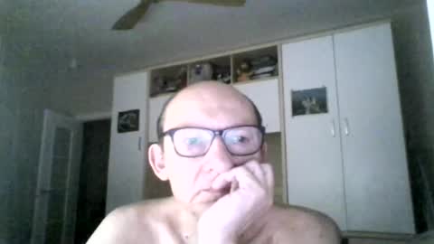 Snapshot of serrano49 chatting on 07-19-26, 01:42 serrano49 online show from 07-19-26, 01:42