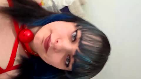 serrashadow69 online show from 11-18-25, 10:09