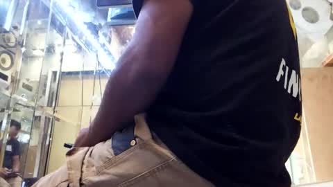 Snapshot of servingfems chatting on 10-12-25, 02:27 servingfems online show from 10-12-25, 02:27