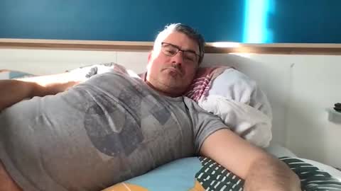 sesamechris92 online show from 01-03-25, 01:03