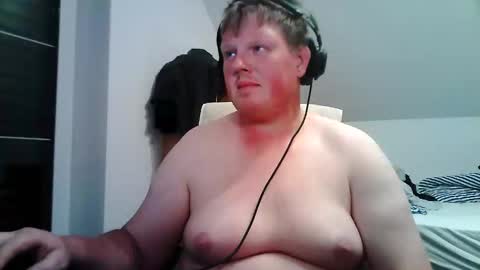 Snapshot of setcuna chatting on 05-22-26, 09:31 setcuna online show from 05-22-26, 09:31