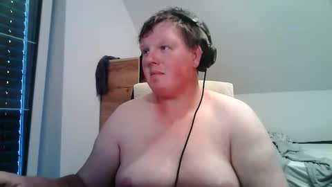 Snapshot of setcuna chatting on 06-07-26, 06:33 setcuna online show from 06-07-26, 06:33