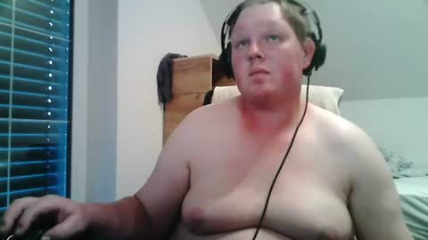 Snapshot of setcuna chatting on 06-13-26, 06:17 setcuna online show from 06-13-26, 06:17