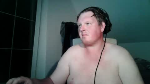 Snapshot of setcuna chatting on 07-15-26, 09:31 setcuna online show from 07-15-26, 09:31