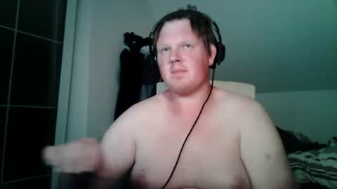 Snapshot of setcuna chatting on 07-25-26, 08:50 setcuna online show from 07-25-26, 08:50