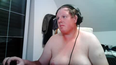 Snapshot of setcuna chatting on 07-28-26, 09:03 setcuna online show from 07-28-26, 09:03