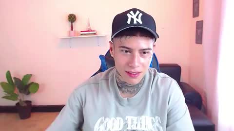 Thomas online show from 10-30-25, 03:46