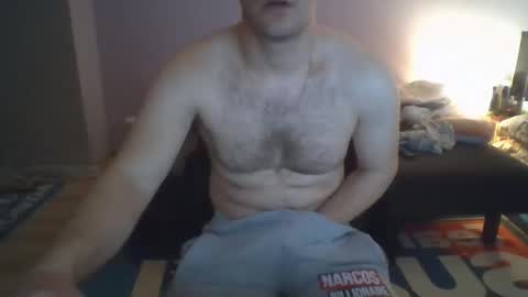 Snapshot of sewek101 chatting on 02-24-25, 10:25 Sewerin online show from 02-24-25, 10:25