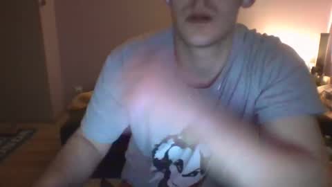 Snapshot of sewek101 chatting on 03-03-25, 03:30 Sewerin online show from 03-03-25, 03:30