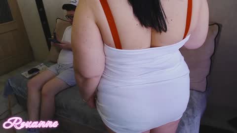 Roxy Kate Mary Alex Arnold online show from 01-23-25, 07:11