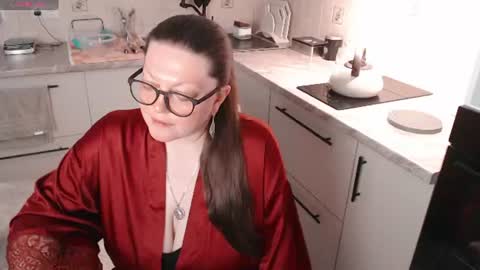 Roxy Kate Mary Alex Arnold online show from 07-17-26, 11:17