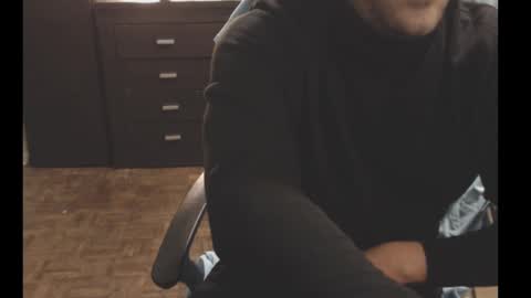 Snapshot of sexandsexy1999 chatting on 02-21-25, 09:54 Daniel Taylor online show from 02-21-25, 09:54