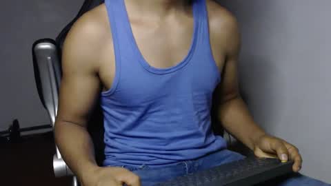 Snapshot of sexatlexx chatting on 12-26-24, 12:03 arnold online show from 12-26-24, 12:03