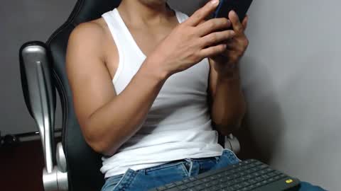 Snapshot of sexatlexx chatting on 12-30-24, 01:37 arnold online show from 12-30-24, 01:37