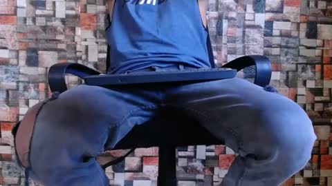 Snapshot of sexatlexx chatting on 09-08-25, 02:27 arnold online show from 09-08-25, 02:27