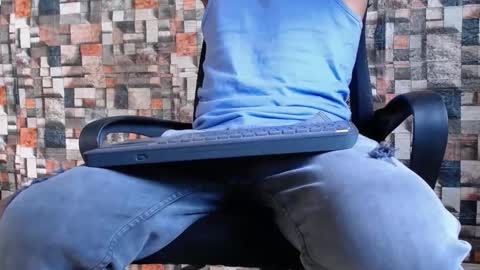 Snapshot of sexatlexx chatting on 09-14-25, 01:21 arnold online show from 09-14-25, 01:21