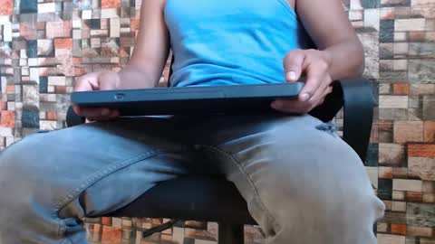 Snapshot of sexatlexx chatting on 09-20-25, 02:51 arnold online show from 09-20-25, 02:51