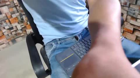 Snapshot of sexatlexx chatting on 10-03-25, 10:40 arnold online show from 10-03-25, 10:40