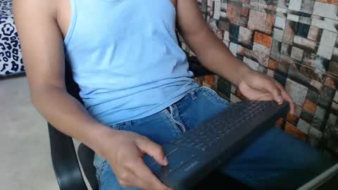 Snapshot of sexatlexx chatting on 10-15-25, 09:59 arnold online show from 10-15-25, 09:59