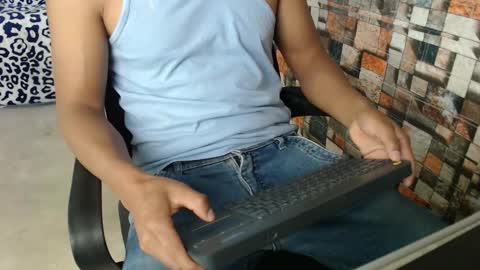 Snapshot of sexatlexx chatting on 10-22-25, 09:36 arnold online show from 10-22-25, 09:36