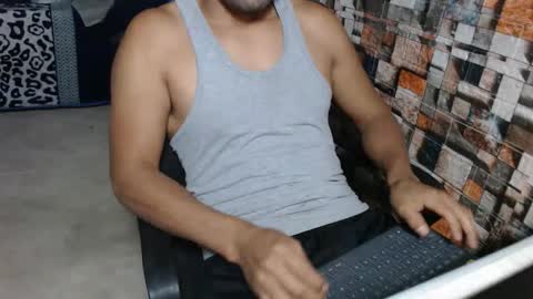 Snapshot of sexatlexx chatting on 12-14-25, 02:28 arnold online show from 12-14-25, 02:28