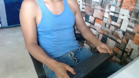 Snapshot of sexatlexx chatting on 02-01-26, 02:48 arnold online show from 02-01-26, 02:48